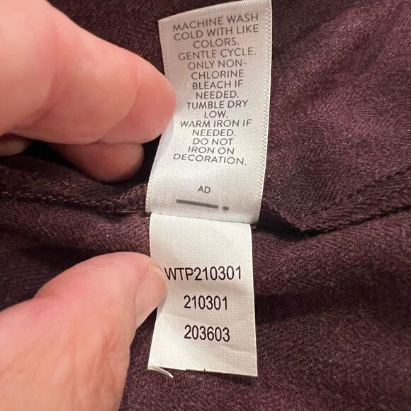 J. Jill Embroidered Beaded Burgundy Long Sleeve Top Size XL - Picture 11 of 11